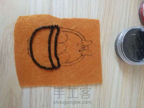 鸡蛋胸针 第2步