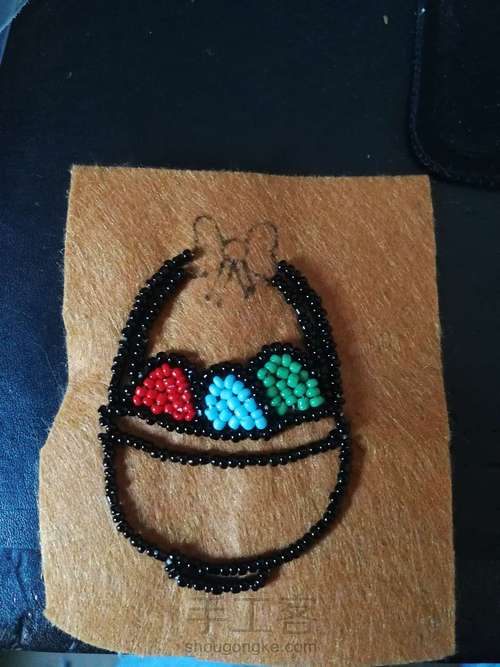 鸡蛋胸针 第4步