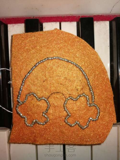 彩虹🌈胸针 第1步