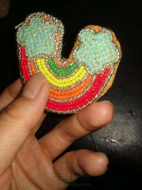 彩虹🌈胸针 第7步