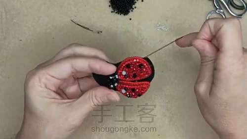 瓢虫胸针 第12步