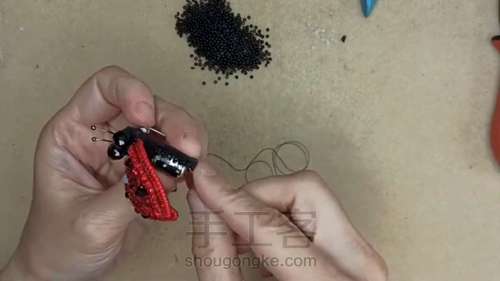 瓢虫胸针 第24步