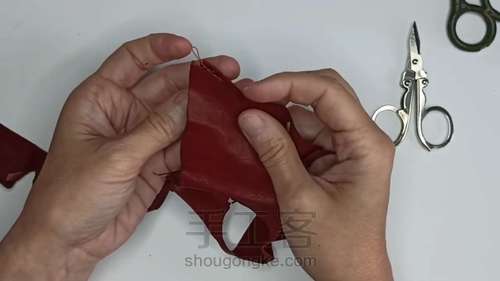 瓢虫胸针 第6步