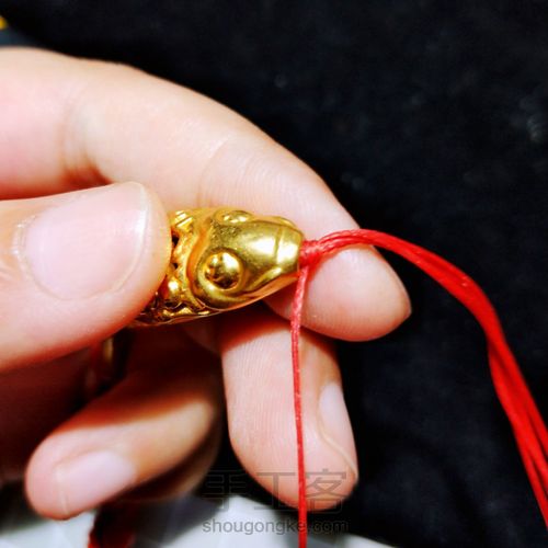 富贵鱼~波浪形手绳 第2步