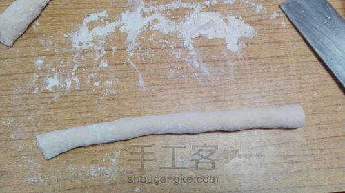 美味芹菜肉饺子 第4步