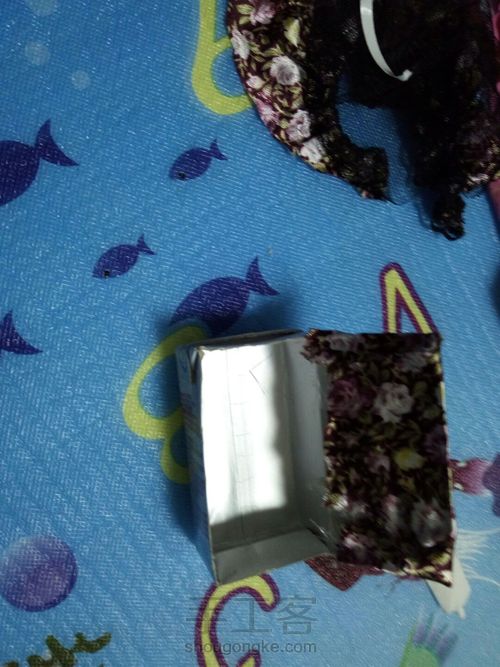 牛奶瓶收纳盒 第4步