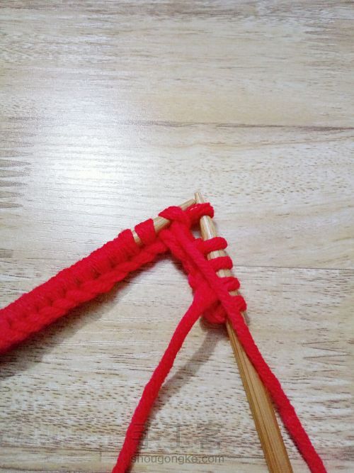 玉编织与麻花的结合花样编织 第20步