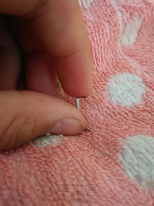 手工订书钉玫瑰 第1步