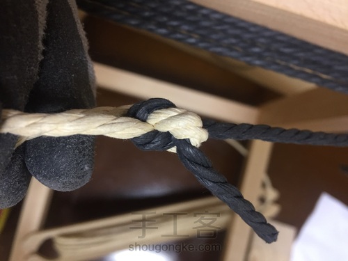 绳编凳 第3步