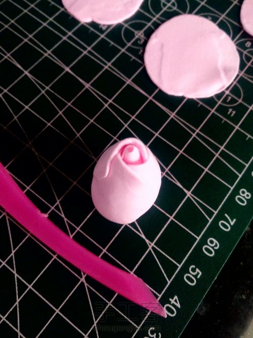 粉玫瑰花详细教程 第9步