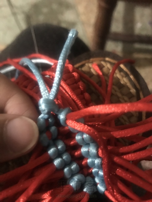 编织立体蝴蝶凉鞋 第11步