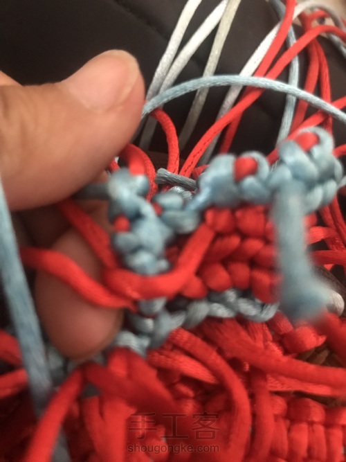 编织立体蝴蝶凉鞋 第38步