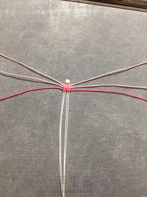 带珠渐变小莲花 第12步