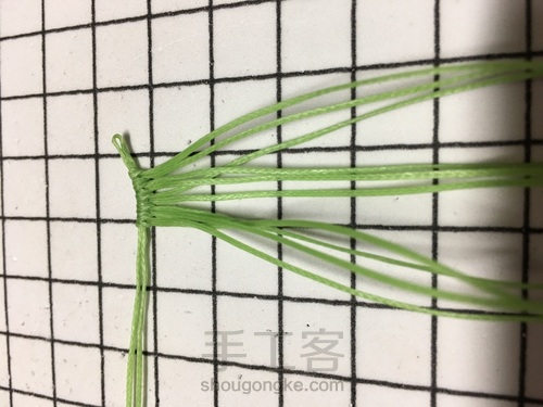 带珠渐变小莲花 第41步