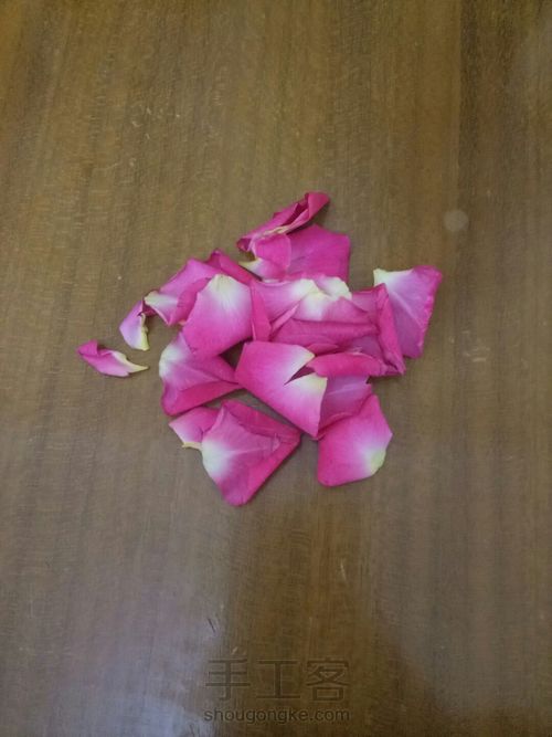 玫瑰香水 第1步