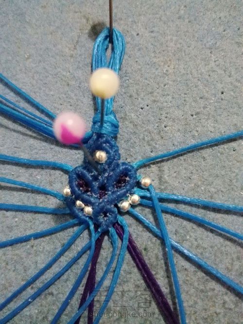 线头版吊坠 第19步