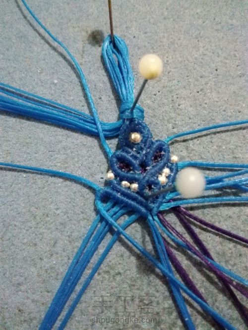 线头版吊坠 第23步