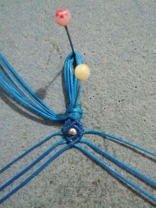 线头版吊坠 第7步