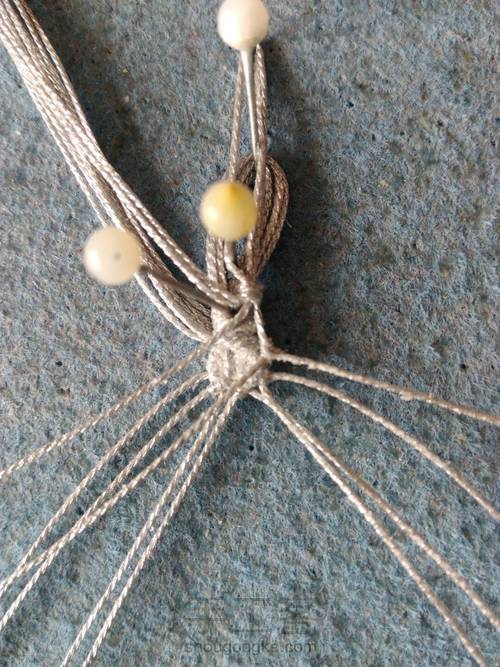 简易双花免挂线包小厚石 第15步