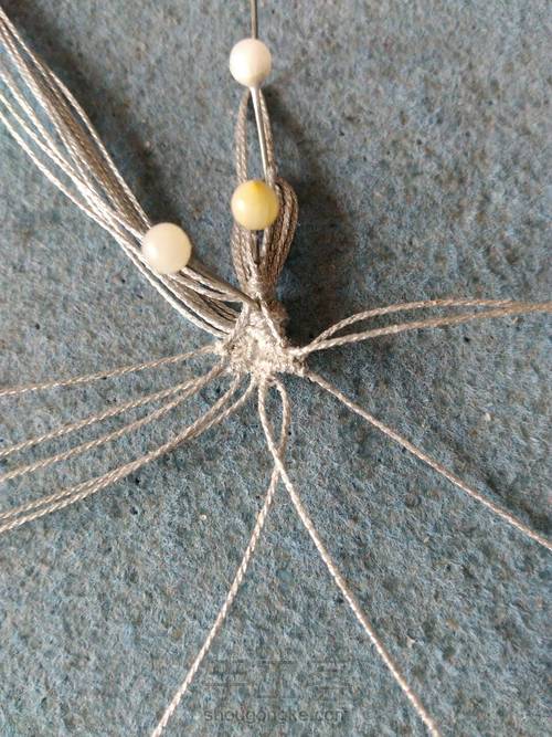 简易双花免挂线包小厚石 第24步