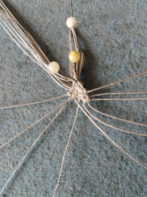 简易双花免挂线包小厚石 第27步