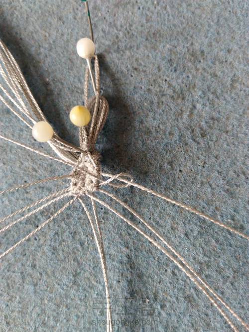 简易双花免挂线包小厚石 第32步