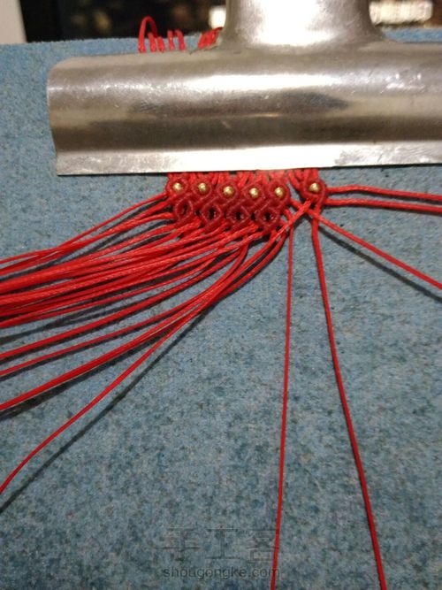 花式桶珠钥匙扣 第2步