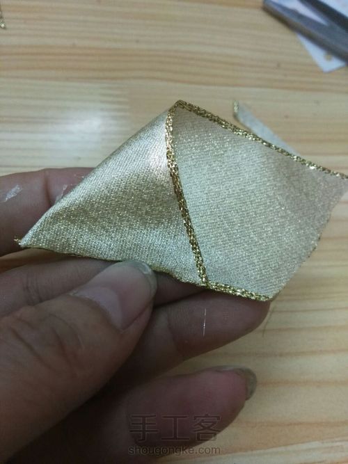简易皇冠👑 第4步