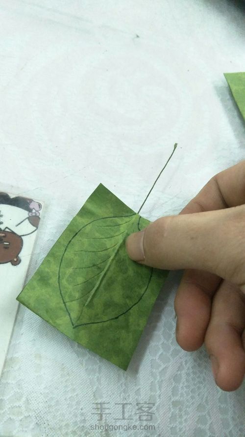 纸藤玫瑰花叶子 第7步