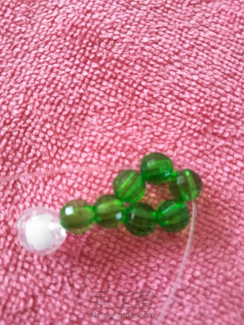 圣诞老人挂件 第2步