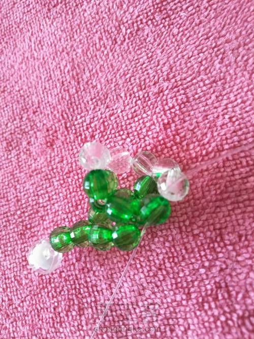 圣诞老人挂件 第5步