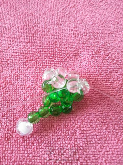 圣诞老人挂件 第6步