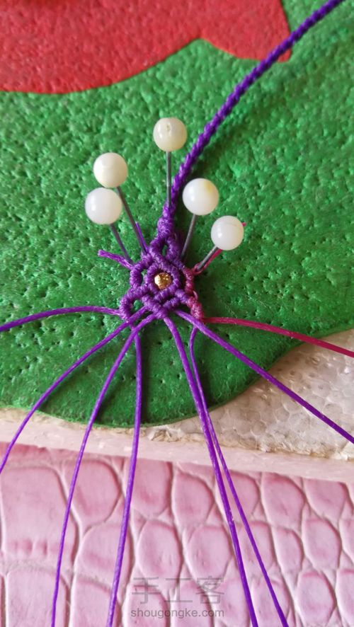 琥珀挂绳尾扣 第16步