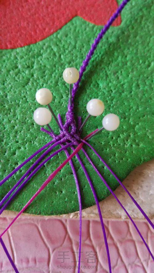 琥珀挂绳尾扣 第8步