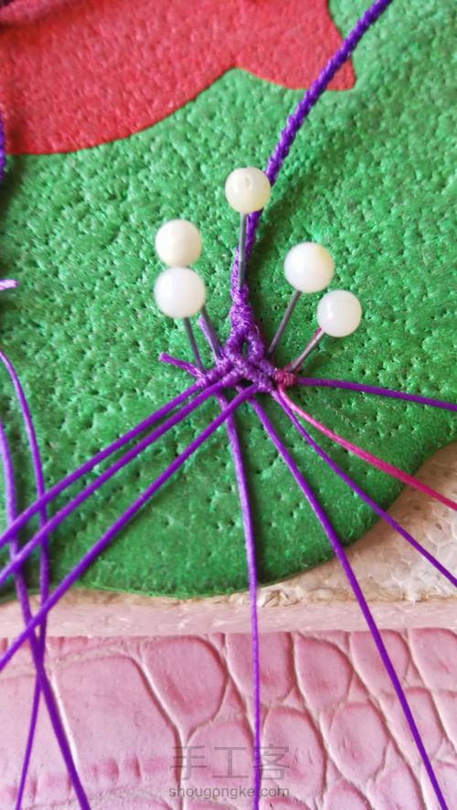 琥珀挂绳尾扣 第9步