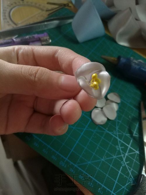 韩系烧花胸针 第6步