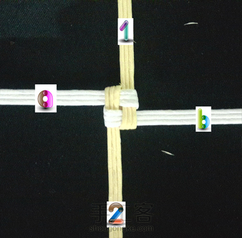 纸藤基础教程：四角花结 第5步