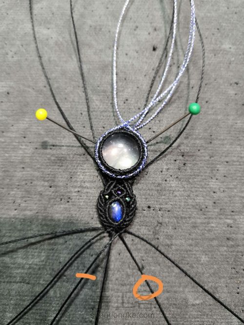 白水晶编绳耳坠 第18步