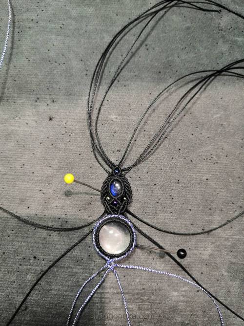 白水晶编绳耳坠 第21步