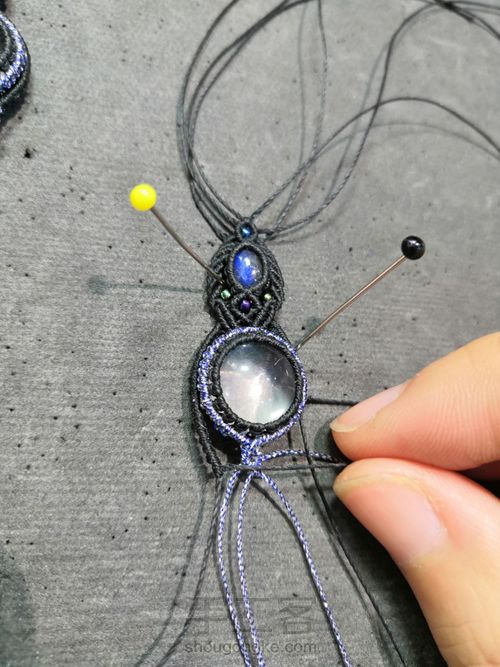 白水晶编绳耳坠 第25步