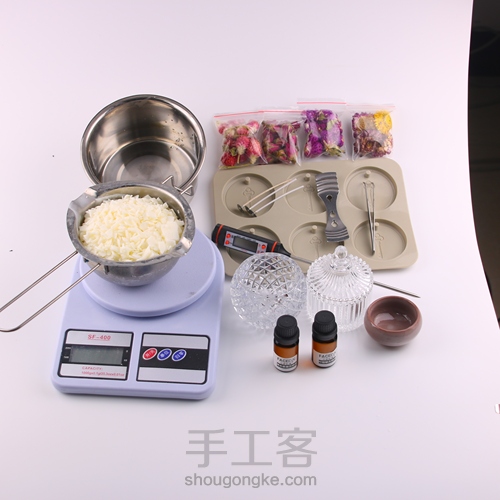 DIY手工蜡烛教程，做好送好友吧~~~~ 第1步