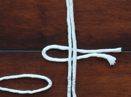 羽毛的编法,消灭线头的好办法 第4步