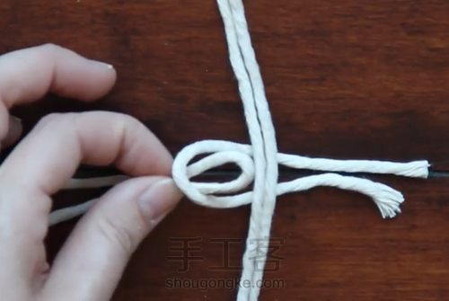 羽毛的编法,消灭线头的好办法 第5步