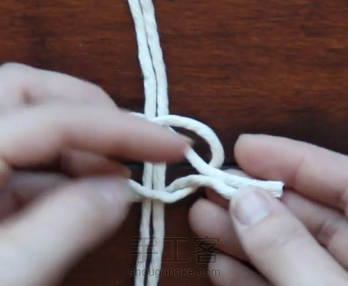 羽毛的编法,消灭线头的好办法 第6步