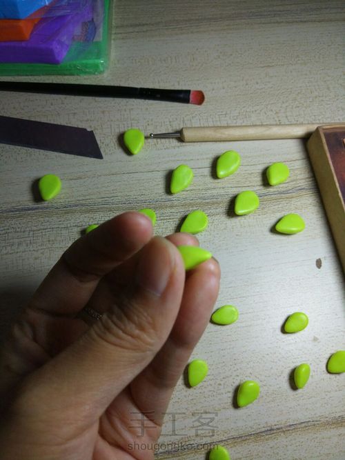 多肉饰品 第4步