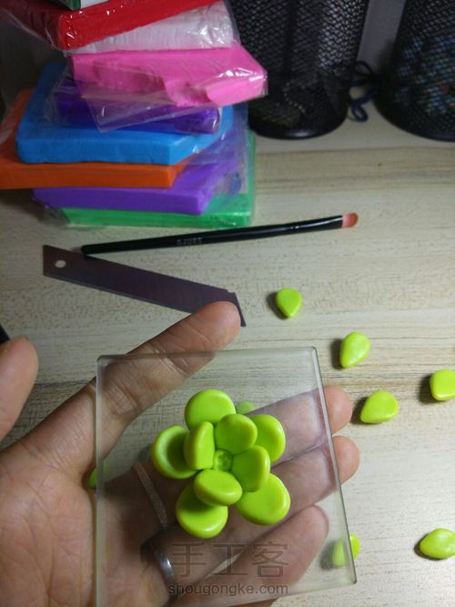 多肉饰品 第8步