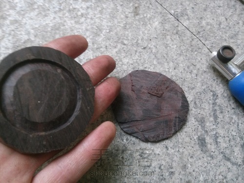 西藏老银片镶嵌紫光檀 第4步