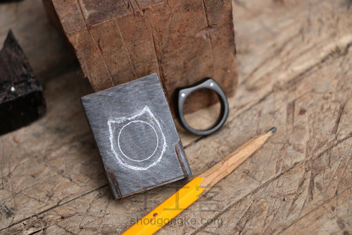 原创紫光檀镶嵌银丝戒指 第1步