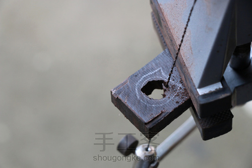 原创紫光檀镶嵌银丝戒指 第3步