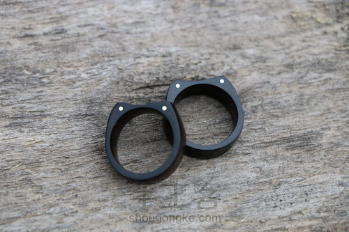 原创紫光檀镶嵌银丝戒指 第15步